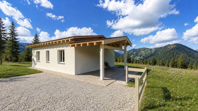  for sale in Tonezza del Cimone
