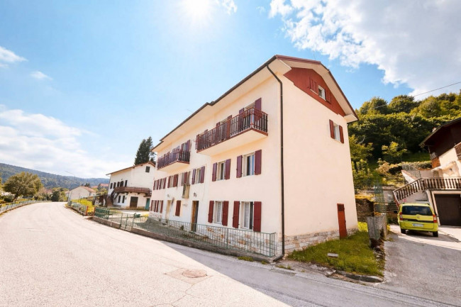 Appartamento in vendita a Tonezza del Cimone
