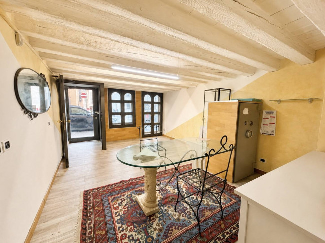 Negozio in vendita a Vicenza