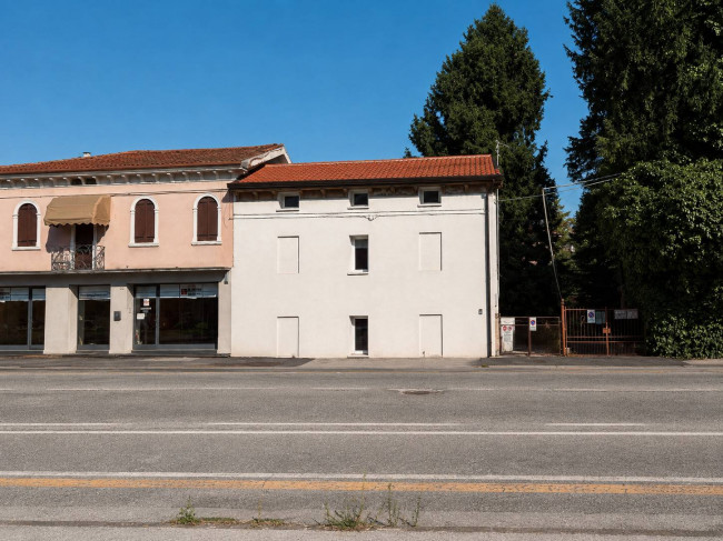 Abitazione indipendente in vendita a Vicenza