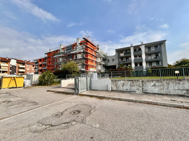  for sale in Vicenza