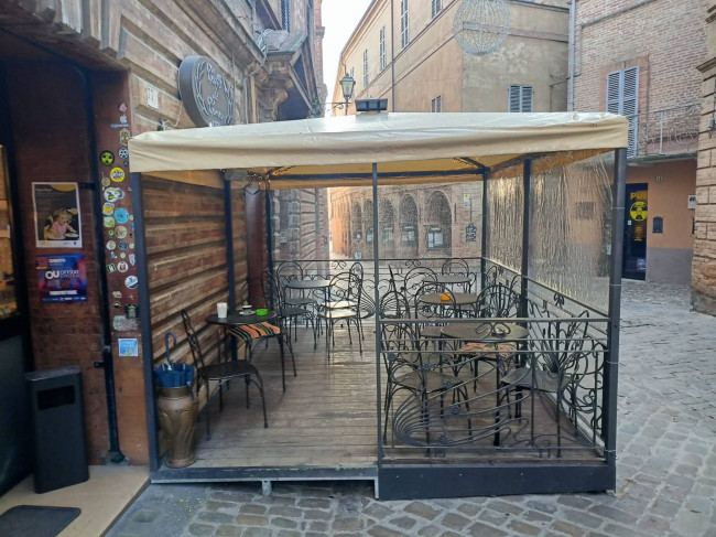 Bar in vendita a Offida