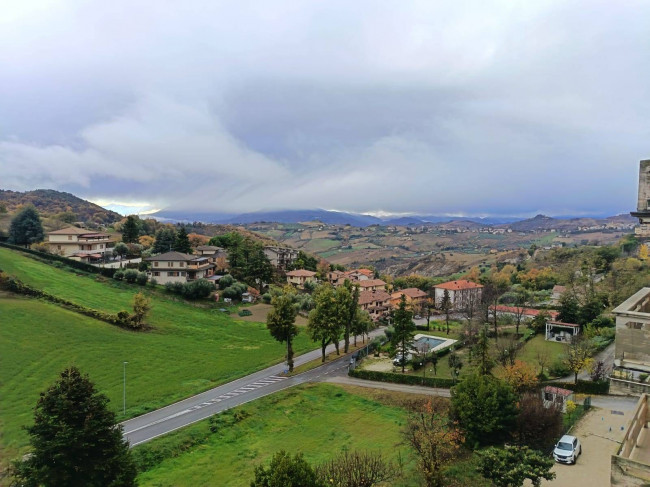 Appartamento in vendita a Castignano
