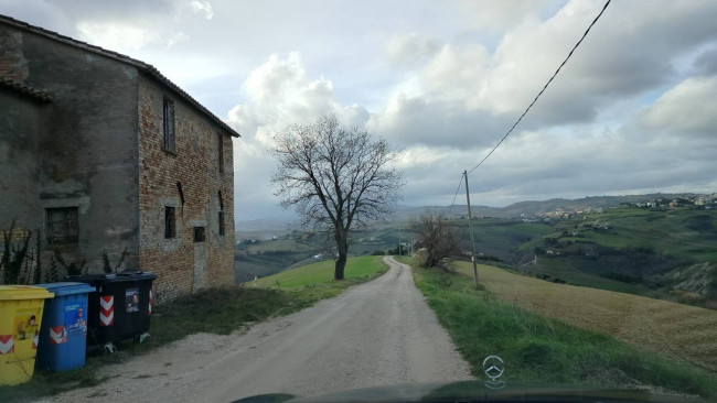 Casale Colonico in vendita a Offida