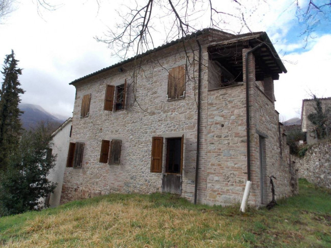 Villino in vendita a Sarnano