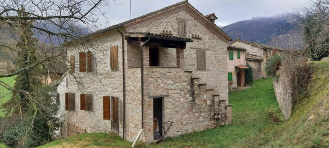 Villino in vendita a Sarnano