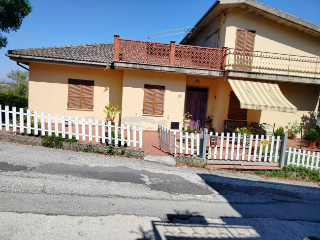 Casa singola in vendita a Castignano
