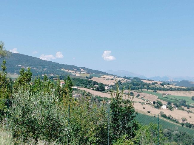 Casa singola in vendita a Castignano
