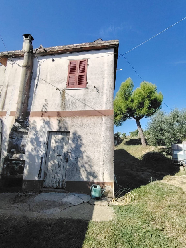 Casale Colonico in vendita a Offida