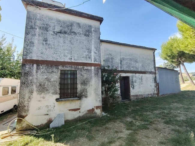 Casale Colonico in vendita a Offida
