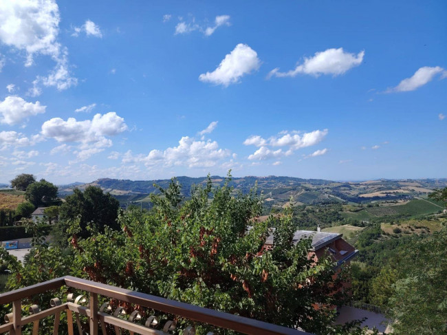 Villa Bifamiliare in vendita a Castignano
