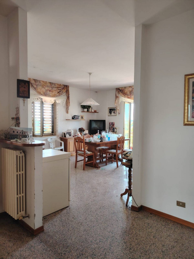 Villa Bifamiliare in vendita a Castignano