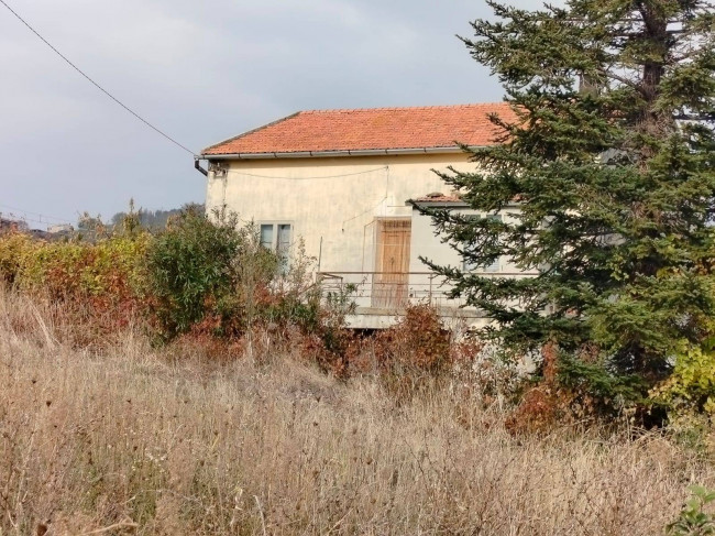 Rustico in vendita a Castignano