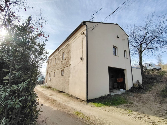 Casa indipendente in vendita a Cossignano