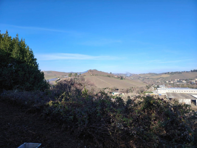 Casa indipendente in vendita a Offida