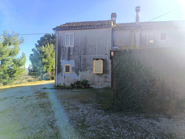 Casa singola in vendita a Offida