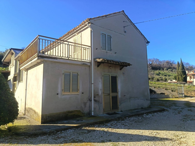 Casa singola in vendita a Offida