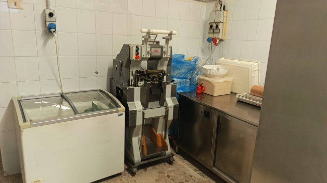 Attività commerciale in vendita a Offida