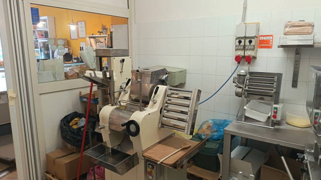 Attività commerciale in vendita a Offida