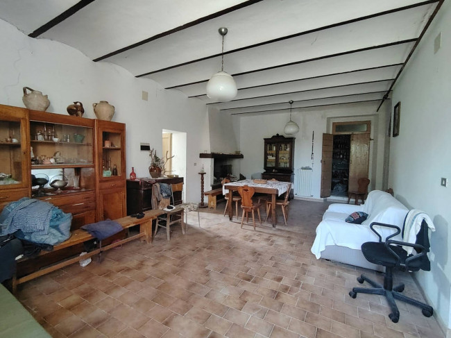 Casa indipendente in vendita a Appignano del Tronto