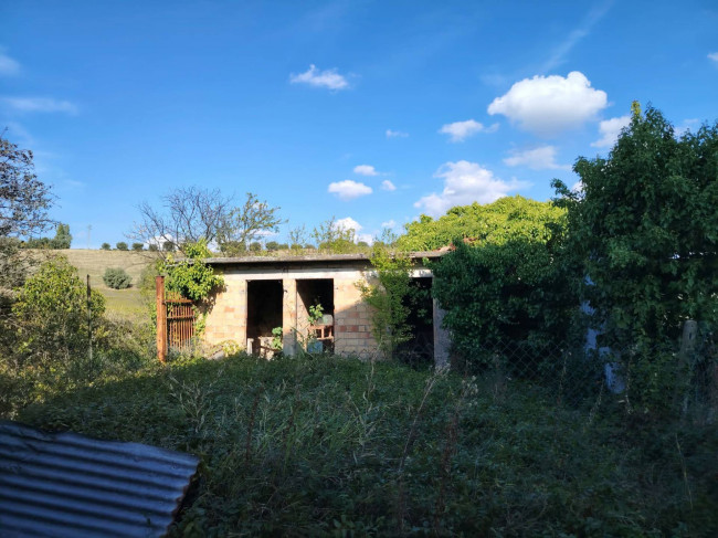 Casa indipendente in vendita a Appignano del Tronto