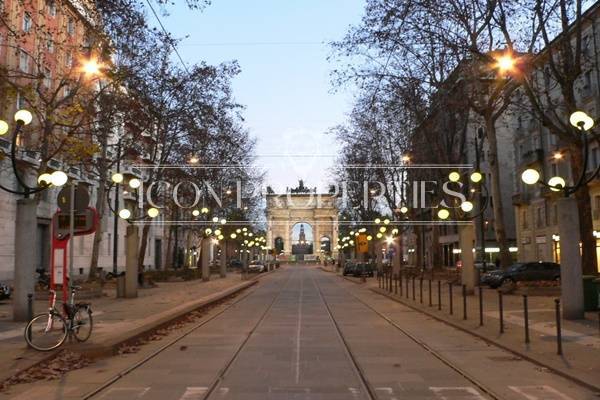Foto - Negozio In Affitto A Milano, Arco Della Pace