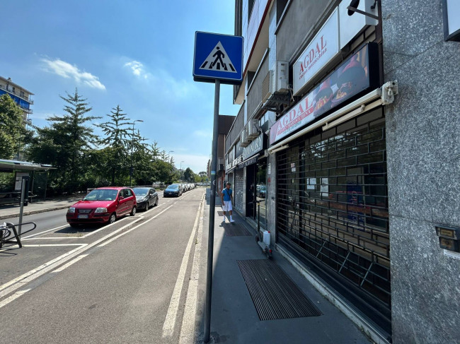 Negozio in affitto a Milano