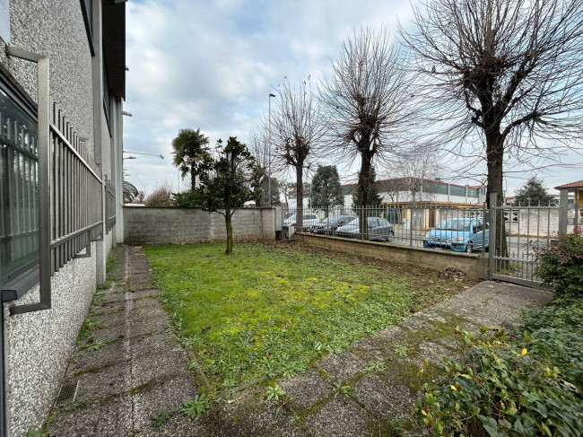 Immobile commerciale/Complesso industriale in vendita a Mesero