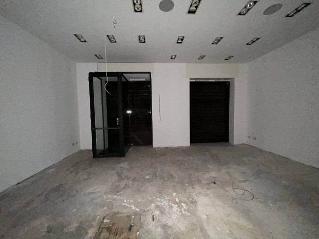 Negozio in affitto a Milano