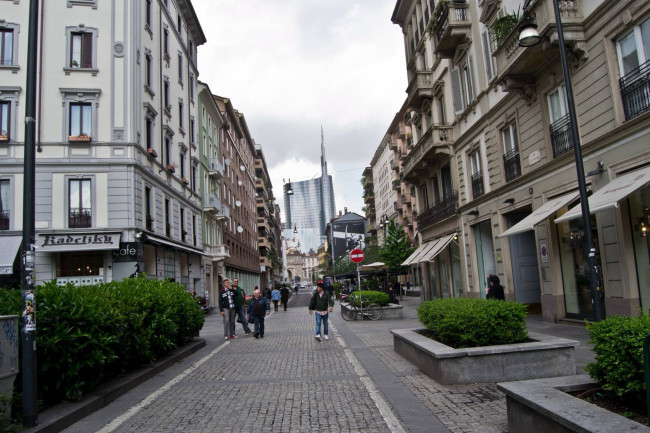 Negozio in affitto a Milano