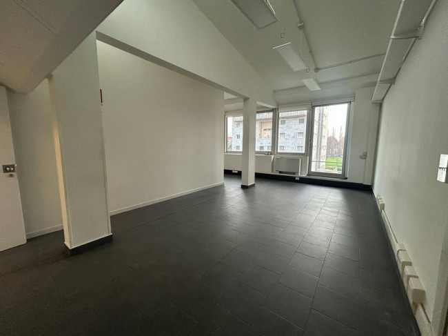 Ufficio in affitto a Milano