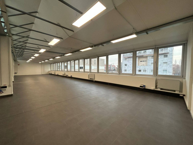 Ufficio in affitto a Milano