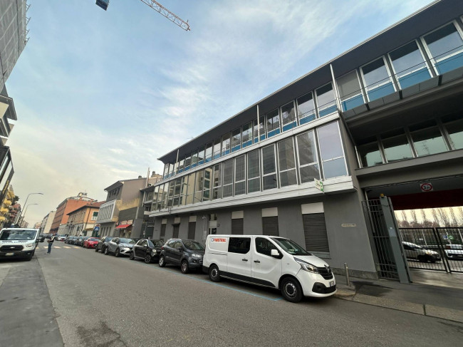 Ufficio in affitto a Milano