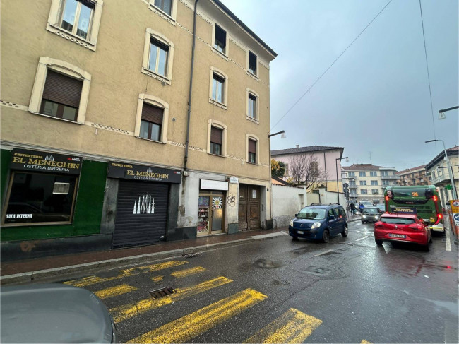 Negozio in affitto a Milano