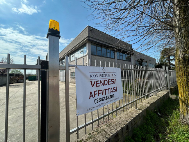 Immobile commerciale/Complesso industriale in vendita a Mesero
