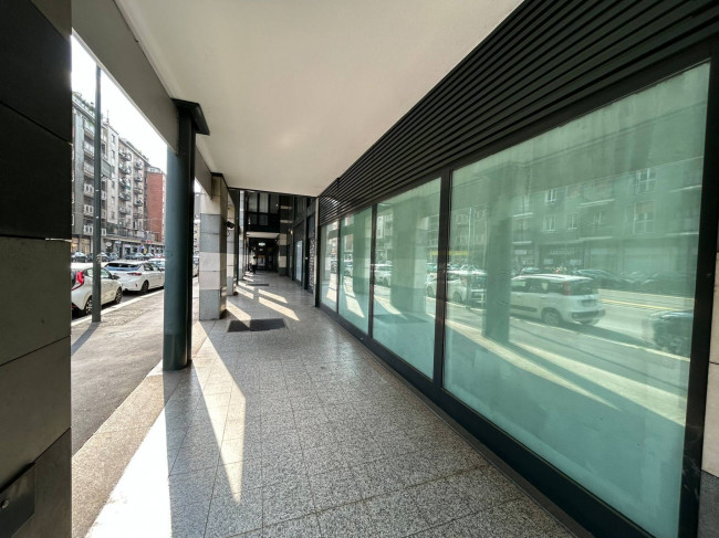 Negozio in affitto a Milano