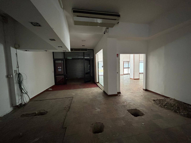 Negozio in vendita a Milano