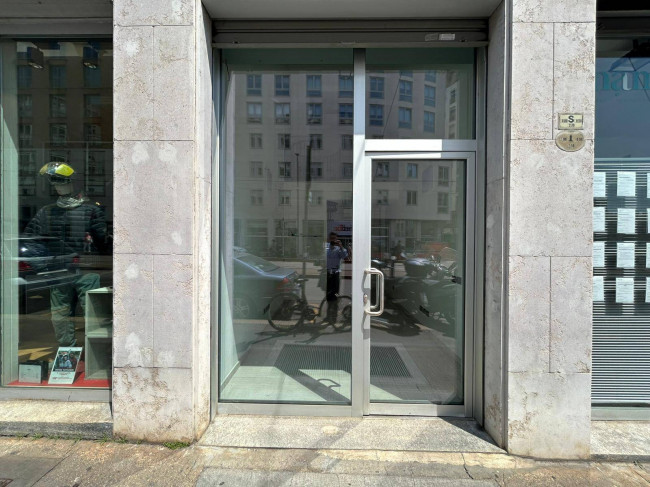 Negozio in affitto a Milano