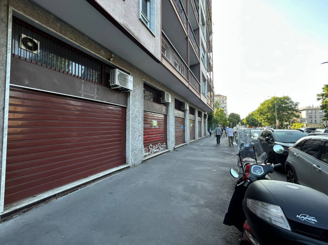 Negozio in affitto a Milano