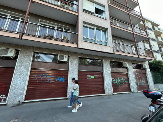 Negozio in affitto a Milano