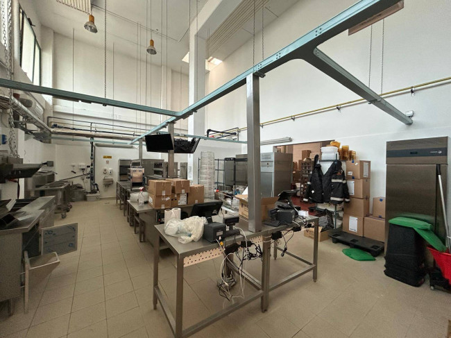 Laboratorio in vendita a Milano