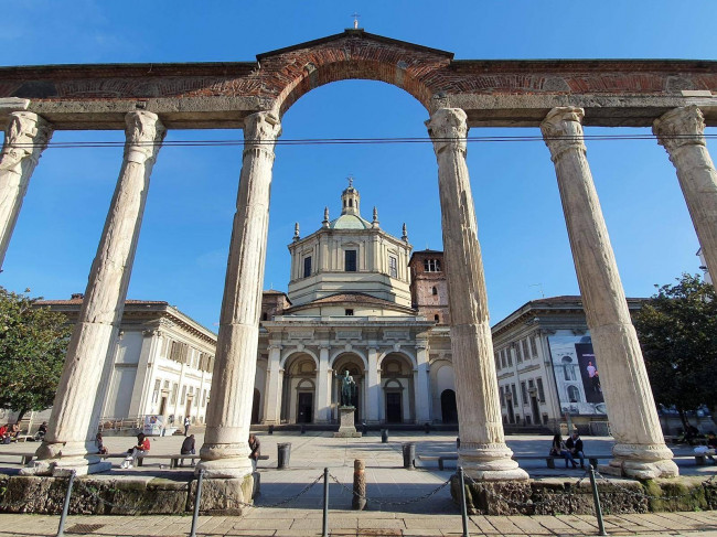 Negozio in vendita a Milano