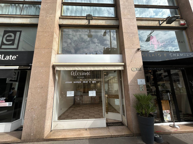 Negozio in affitto a Milano