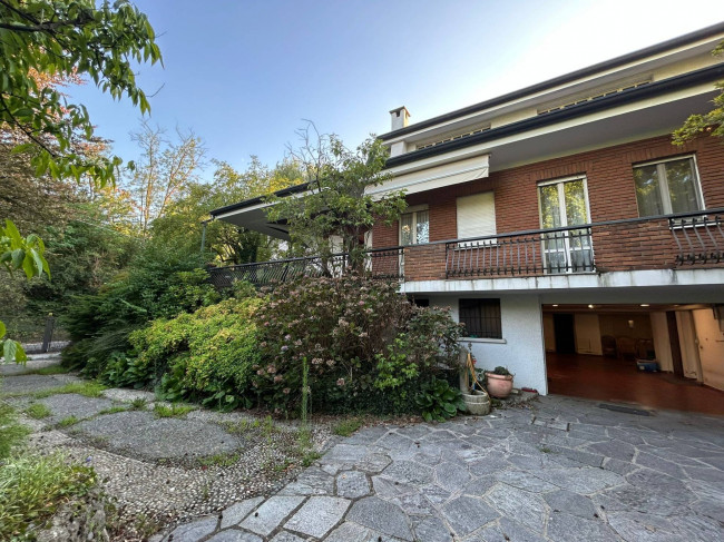 Villa in vendita a Seveso