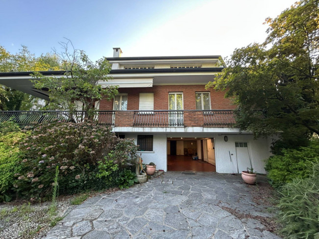 Villa in vendita a Seveso