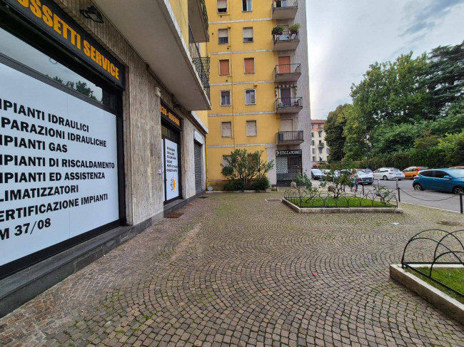 Negozio in affitto a Milano