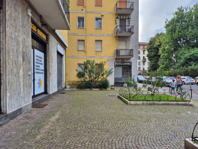 Negozio in affitto a Milano
