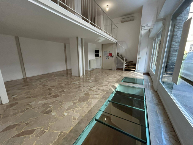 Negozio in affitto a Milano