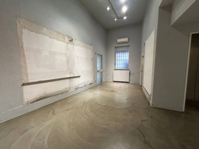 Negozio in vendita a Milano
