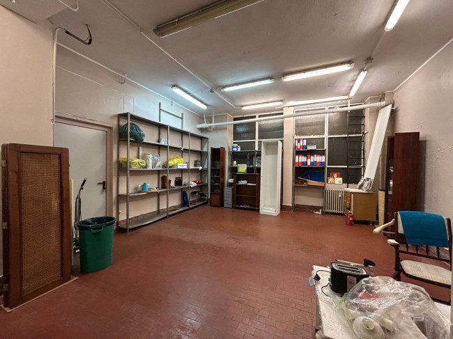 Negozio in vendita a Milano